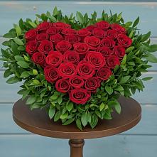 Цветочная композиция из Розы в виде сердца #REPLACE_PRED# Лебедяни