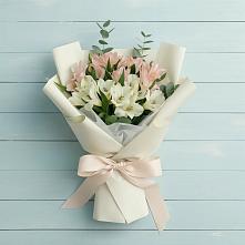 Букет цветов из:  Альстромерии #REPLACE_PRED# Лебедяни