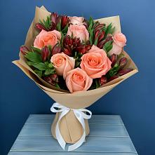 Букет цветов из:  Розы и Альстромерии в Лебедяни