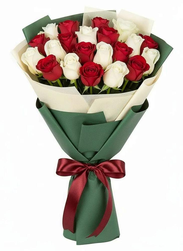 Букет Микс из красных и белых роз в Лебедяни