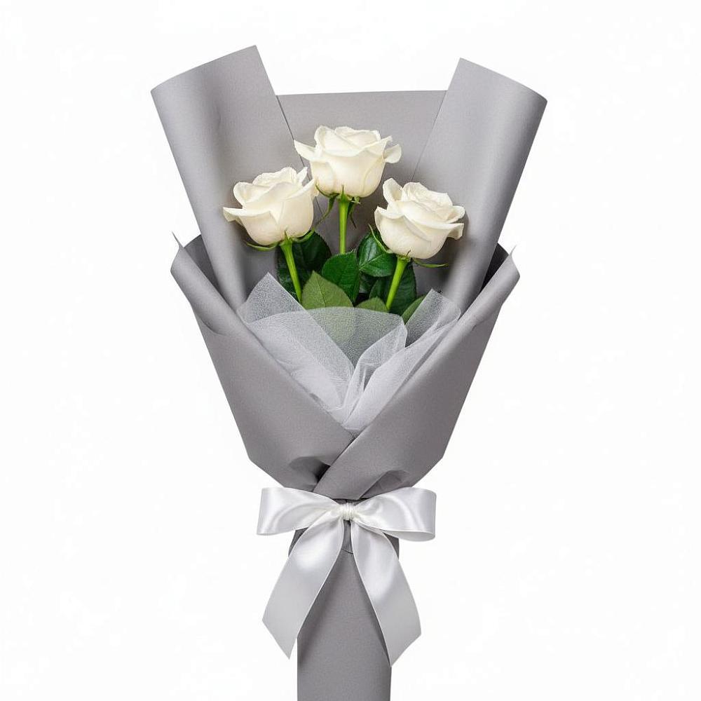 Букет 3 белые розы в Лебедяни
