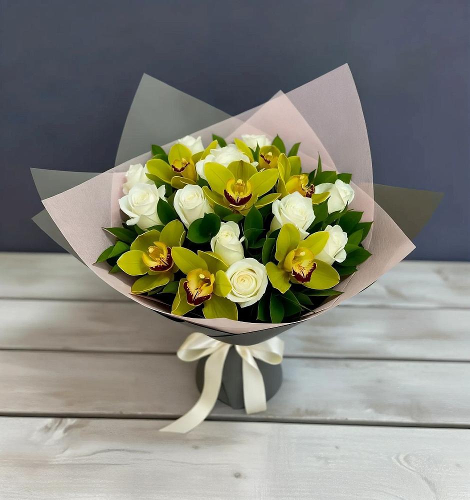 Букет цветов из: Орхидеи и Розы в Лебедяни