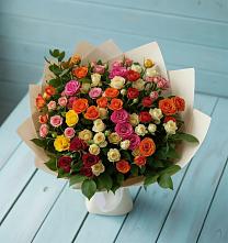 Букет Микс из разноцветных кустовых роз в Лебедяни